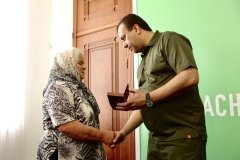 На Вінниччині родинам Героїв вручили почесні нагороди, присвоєні воїнам посмертно 