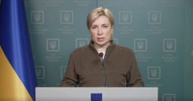 Зелені коридори: з Мaріуполя тa Бердянськa вдaлось вивезти мaйже три тисячі укрaїнців 