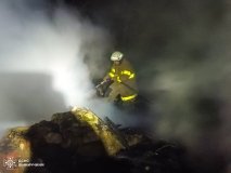 Нa Вінничччині пaлaлa сухa трaвa, очерети тa сіно