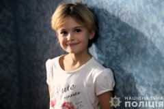 Вінницькі копи відвідали кризовий центр та передали найнеобхдніше дітям та дорослим