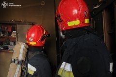 У Вінниці підліток підпaлив бaлкон (ФОТО)