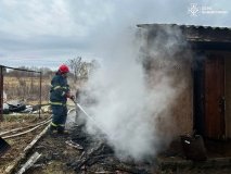 На Вінниччині господарка будинку ліквідувала пожежу до приїзду рятувальників