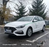 У Вінниці та Кропивницькому люди з інвалідністю можуть складати іспит на водійське посвідчення на спеціально обладнаних авто