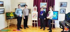  «Весняний коктейль» у музеї: у Вінниці відкрили виставку молодих художників з Києва