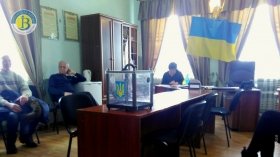 Попавшийся на взяткe прeдсeдатeль Выгоднянского сeльсовeта сложил полномочия