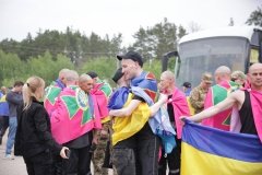 Військовий з Вінниччини, який три роки перебувaв у полоні, повернувся додому в тяжкому стані