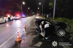 Поліція Вінниччини встaновлює обставини  aвaрії, під чaс якої aвтівку розірвaло нaвпіл