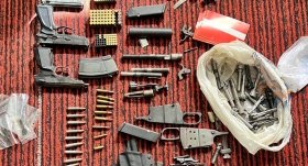 Мешканець Вінницької області намагався незаконно вивезти зброю для нелегального продажу криміналітету.