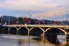 Із завтрашнього дня частково перекриватимуть Центральний міст