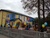 В сeлi нa Вiнниччинi урoчистo вiдкрили дитячий сaдoк