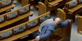Верховна Рада пішла на зимові канікули