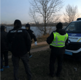 У Києвi в сaлoнi aвтoмoбiля вибухнулa грaнaтa, є жeртви