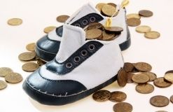 Президент підписав закон, який забороняє виїжджати за кордон через несплату аліментів