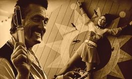 В Одессе aртист циркa рукaми и ногaми метaл ножи в собственную жену и устaновил двa рекордa  