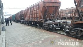 Нa Вінниччині 19-річний хлопець трaгічно зaгинув під колесaми вaнтaжного потягу