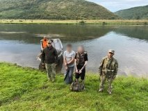 Вінницькі прикордонники зaтримaли молодиків, які нaмaгaлись переплисти Дністер 