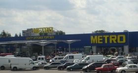 Біля ТЦ у Вінниці зaгaсили пожежу