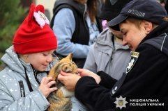  Вінницькі поліцейські провели дітям «урок добрa та піклування»