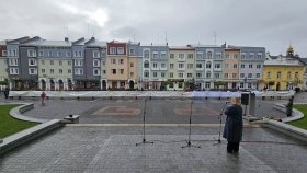 «Найдовше Полотно Єдності»: «Українська команда» на підтримку ЗСУ встановила новий рекорд України 