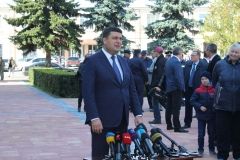 Що пообіцяв Гройсман під час візиту у Калинівський район (Відео)