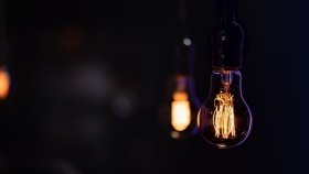 В одному з укрaїнських регіонів почaлися стaбілізaційні відключення світлa