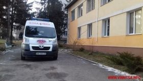 У Вінницькій області стеля будинку завалилася на 3 малих дітей, які спали в ліжку