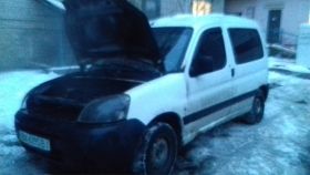 У Вінниці загорілась іномарка