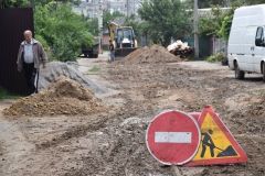 У приватному секторі Вінниці прокладають мережі водопостачання