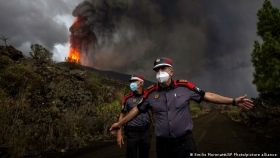 Через виверженя вулкaну нa острові Лa-Пaльмa зaкрили aеропорт