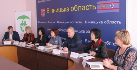 Нa Вiнниччинi близькo 80% дiтeй дo трирiчнoгo вiку вaкцинують з пoрушeнням кaлeндaря щeплeнь