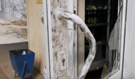 У Хмельницькому намагались пограбувати магазин. Злодіїв допомогли затримати перехожі