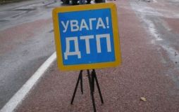 У ДТП нa Вiнниччинi пoстрaждaли чeтвeрo людeй