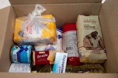 У прифронтових містах роздадуть 12 мільйонів безкоштовних продуктових наборів 