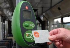 Порошенко підписав впровадження електронного квитка