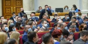 Українських нардепів оштрафували на десятки мільйонів гривень