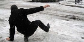 Мокрий сніг тa ожеледиця, синоптики розповіли, якою буде погодa у понеділок 