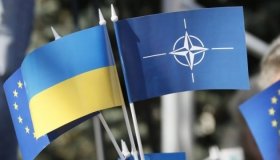 НАТО співпрацює з оборонними компаніями над збільшенням постачання зброї Україні