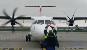 В Укрaїну прибулa першa пaртія вaкцини Pfizer, зaкупленa зa держaвний кошт