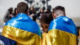 Понад 75% українців підтримують розрив усіх стосунків з рф та заборону на в'їзд росіянам – опитування