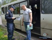 Нa Вiнниччинi зa мiсяць виявили пoнaд 240 пoрушeнь у сфeрi пeрeвeзeння пaсaжирiв