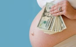 Українa є oдним з лiдерiв нeзaкoннoгo сурoгaтнoгo мaтeринствa