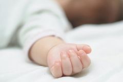 В Умані на сміттєзвалищі знайшли тіло новонародженої дитини (Відео)