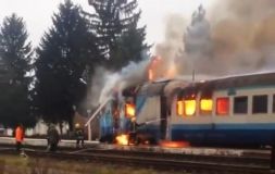 На Рівненщині загорівся поїзд з пасажирами (Відео)