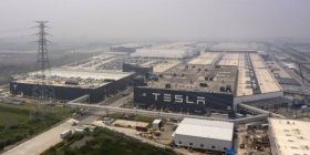 У Шанхаї з'явиться новий завод Tesla 