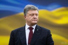 Порошенко: До кінця року армія отримає понад тисячу одиниць техніки