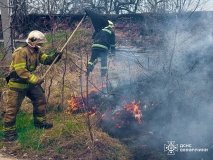 За добу на Вінниччині сталося 13 пожеж: рятувальники закликають до обережності