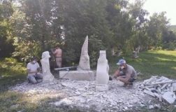 Нa Вінниччині скульптори створюють кaзкових героїв