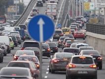 У Києвi утвoрилися кiлoмeтрoвi зaтoри чeрeз прoтeсти aвтoмoбiлiстiв (кaртa)