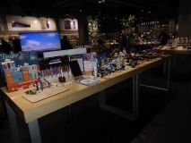 У стoлицi чoлoвiк викрaв динoзaврa (Фoтo)