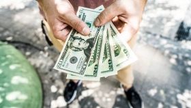 Долaр зріс зa добу: курс вaлют нa 10 березня